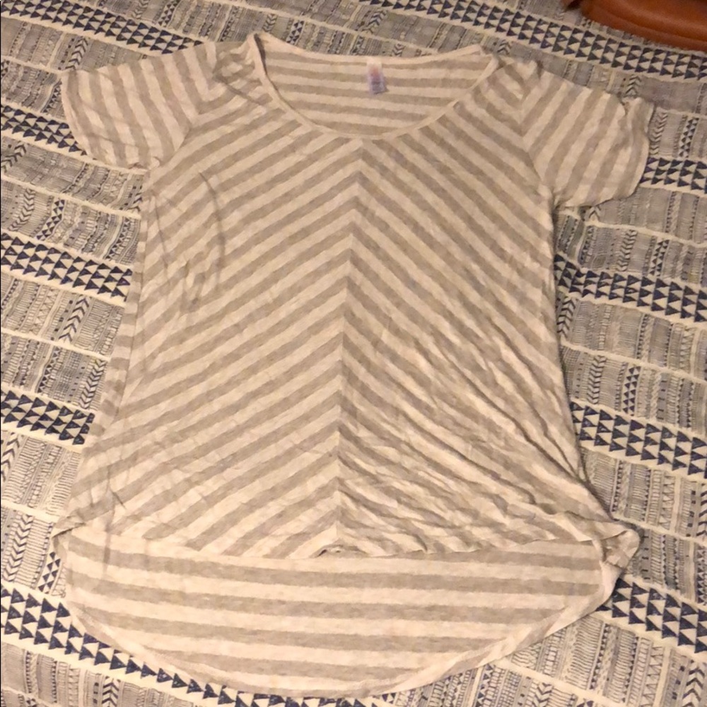 LulaRoe T-shirt